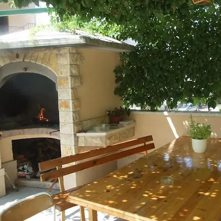 Lovely 1 Bedroom For 3 With Free Parking Apartman *