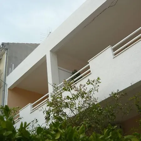 Apartment Lovely 1 Bedroom For 3 With Free Parking